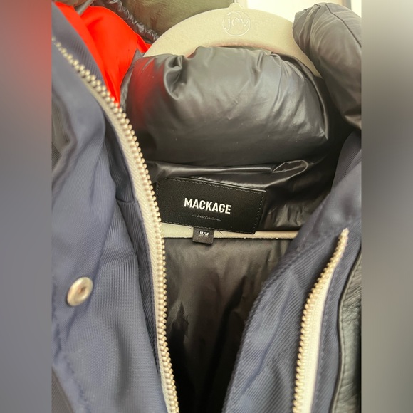 Mackage down coat. Size m - Picture 5 of 8
